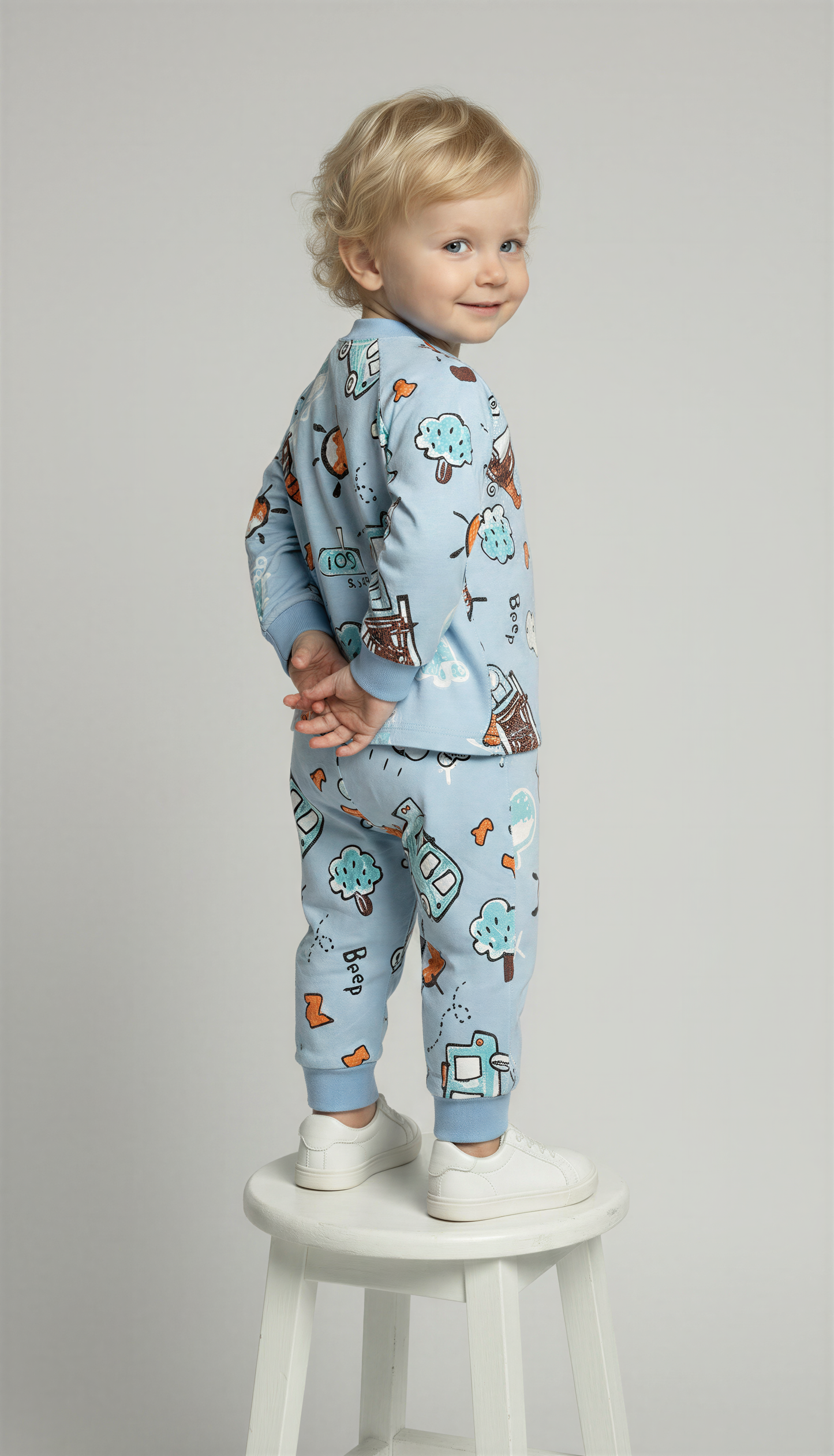 FÄRGGLATT PYJAMASSET